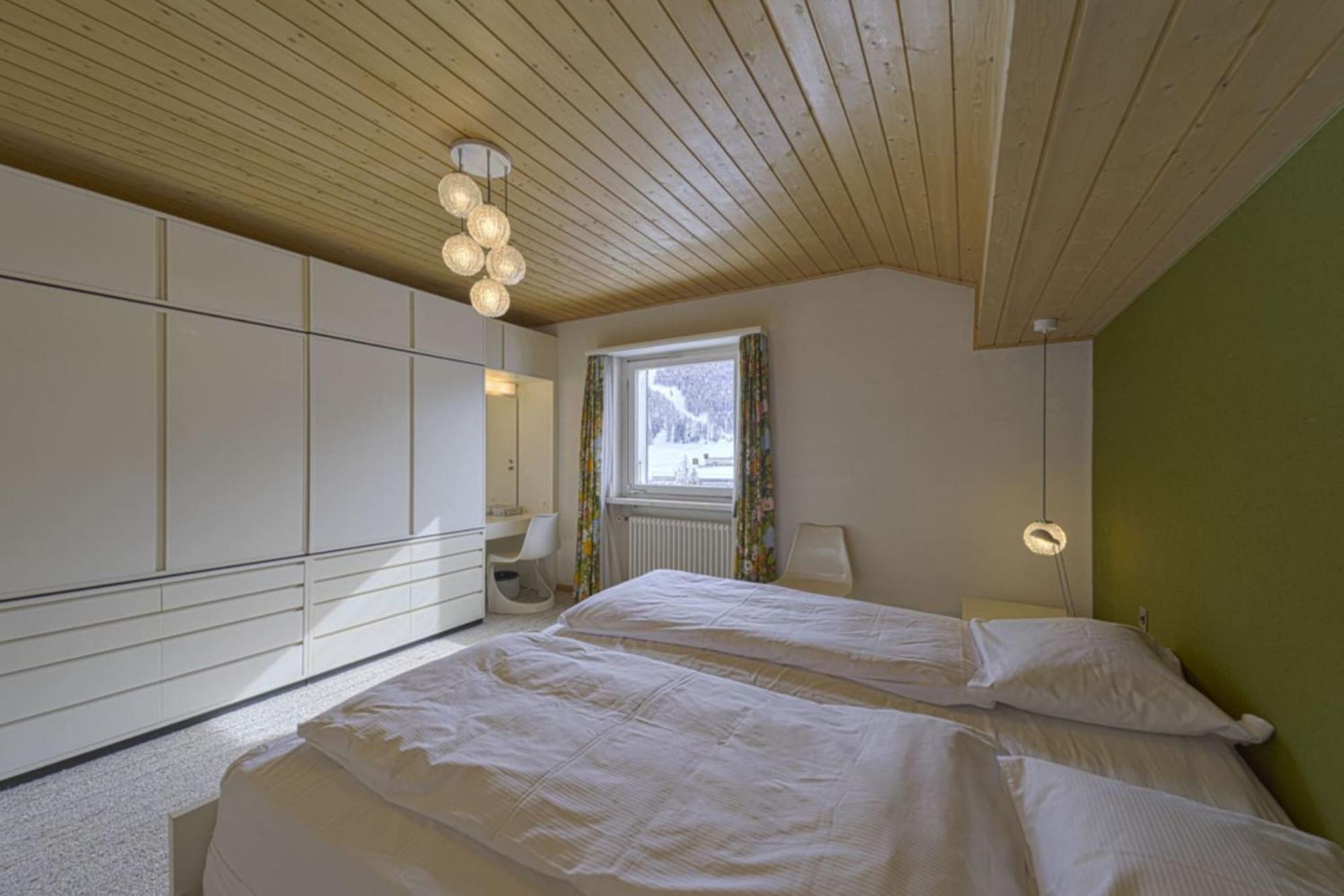Chesa Clus - Zuoz Appartement Buitenkant foto