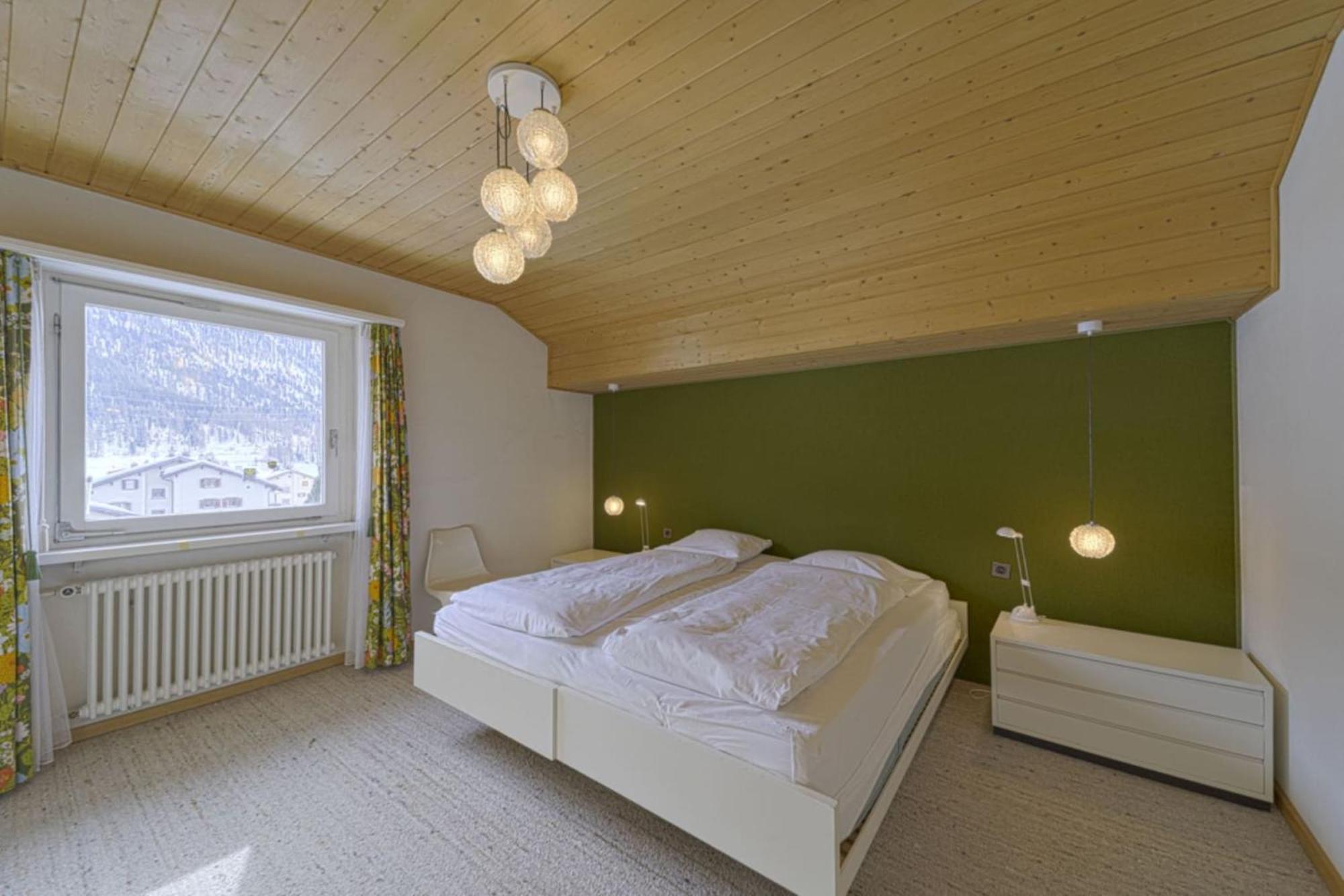 Chesa Clus - Zuoz Appartement Buitenkant foto